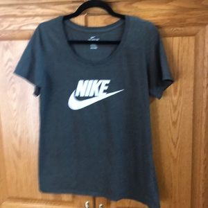 Women’s Nike Shirt